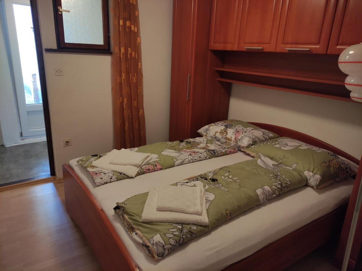 Apartment Valenta Пореч Екстер'єр фото